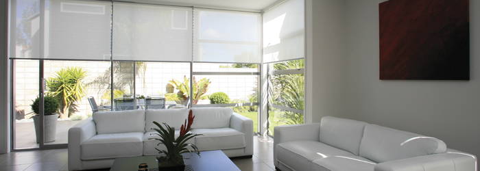 RolleaseAcmeda_RollerBlinds_Skyline_LivingRoom